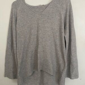 Soft and light knit sweater hoodie from gap-large